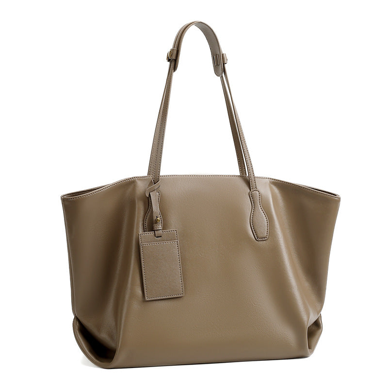 Bolso grande de piel · 50 cm
