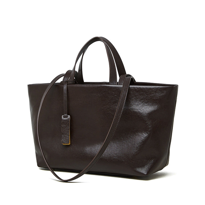 Bolso de hombro de piel · 32 cm